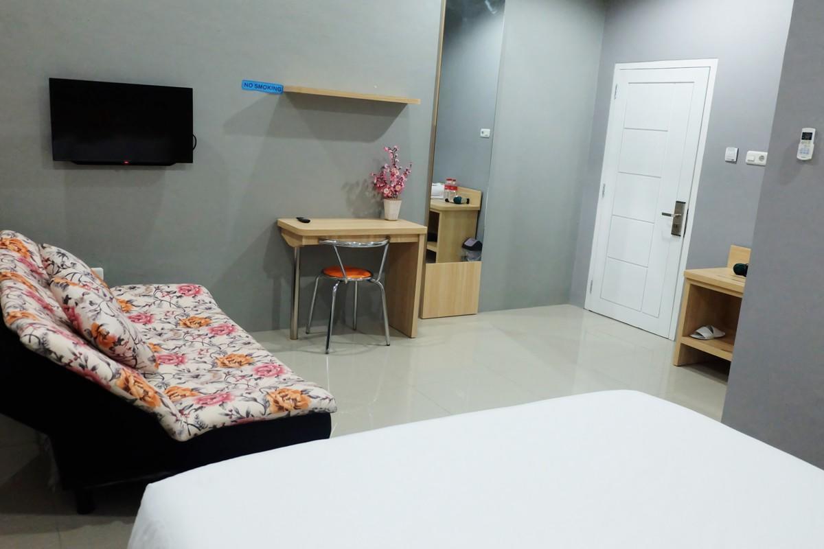 O.R 44 Hotel Бенгкулу Екстериор снимка