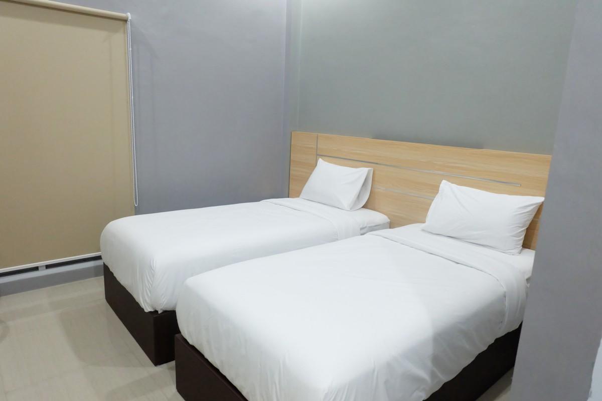 O.R 44 Hotel Бенгкулу Екстериор снимка